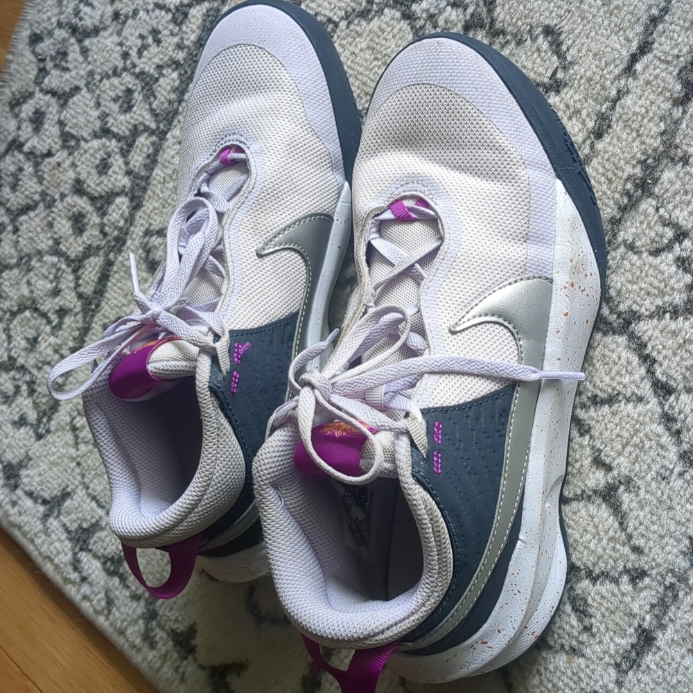 Nike Hustle DX-SU21
